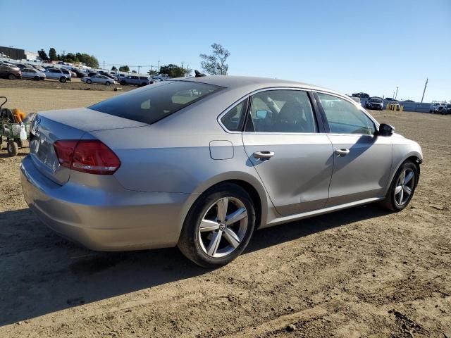 2013 Volkswagen Passat SE