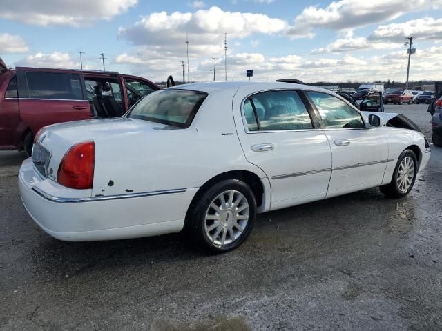 2007 Lincoln Town Car Signature