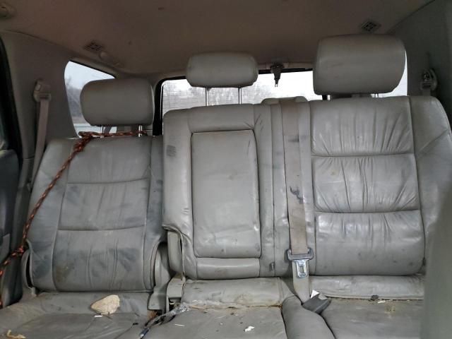 2004 Toyota Sequoia SR5