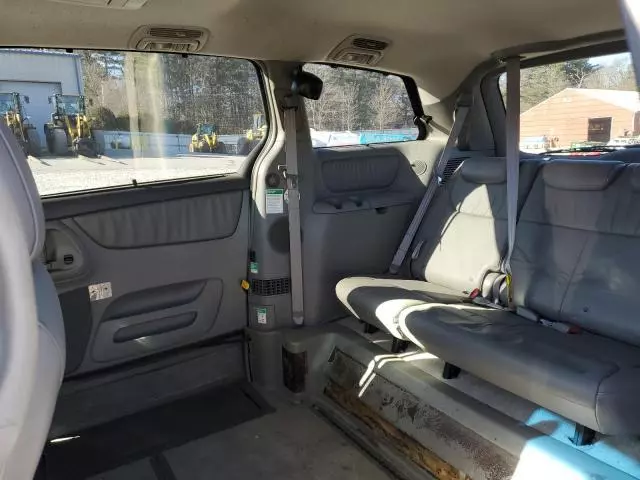 2006 Toyota Sienna XLE