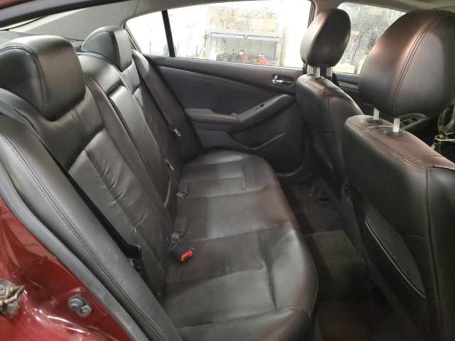 2010 Nissan Altima Base