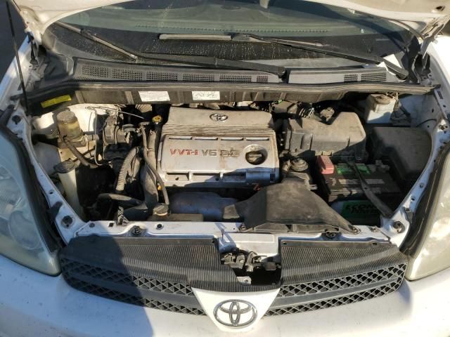 2005 Toyota Sienna CE