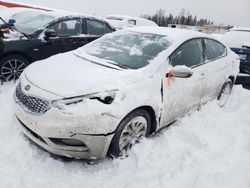 KIA Vehiculos salvage en venta: 2015 KIA Forte LX