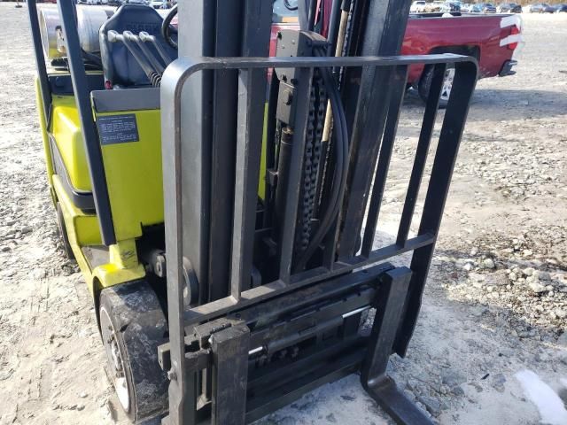 1997 Clark Forklift GGC-25