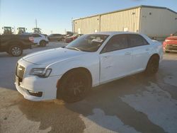 Chrysler Vehiculos salvage en venta: 2017 Chrysler 300 S