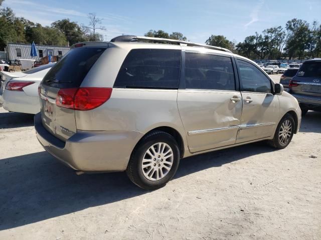 2007 Toyota Sienna XLE