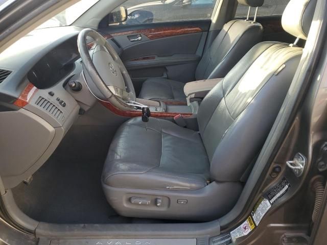 2005 Toyota Avalon XL