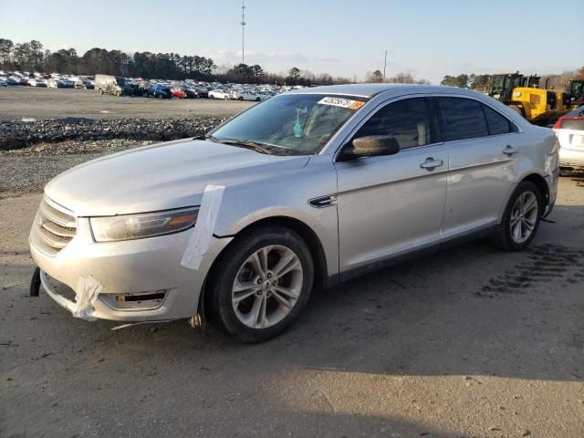 2018 Ford Taurus SE