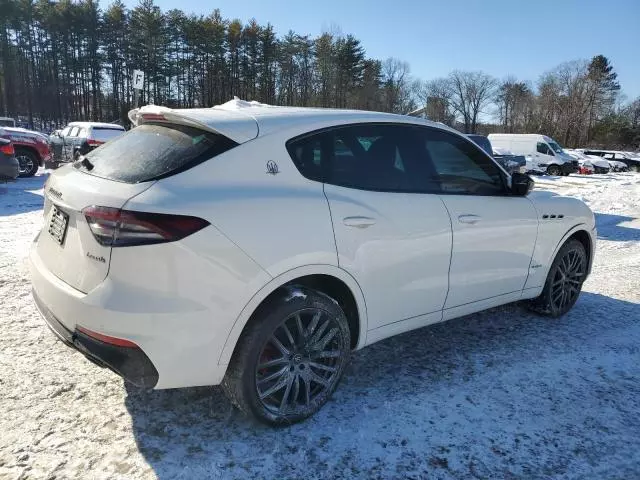 2021 Maserati Levante Sport