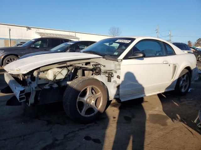 2004 Ford Mustang