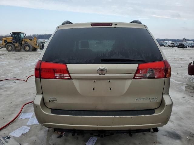 2005 Toyota Sienna XLE