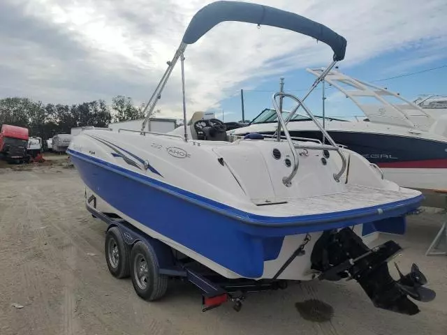 2004 Tahoe Boat