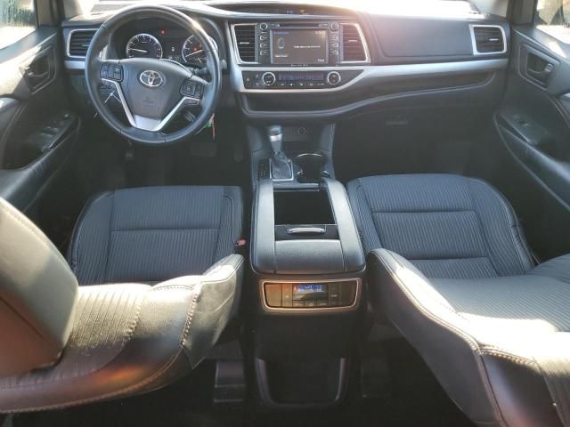 2016 Toyota Highlander LE