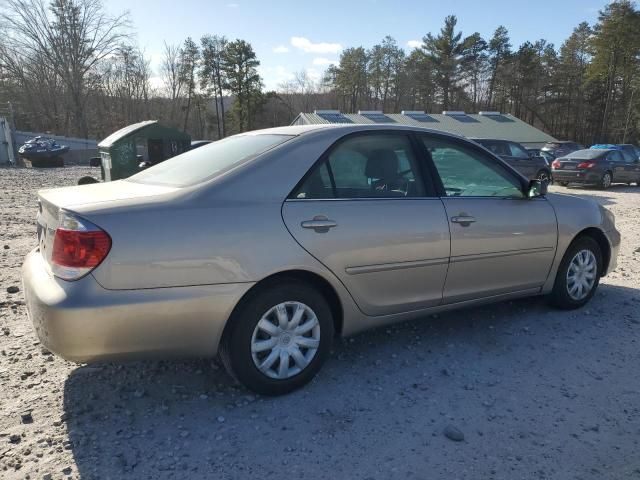 2005 Toyota Camry LE