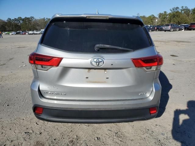 2018 Toyota Highlander SE