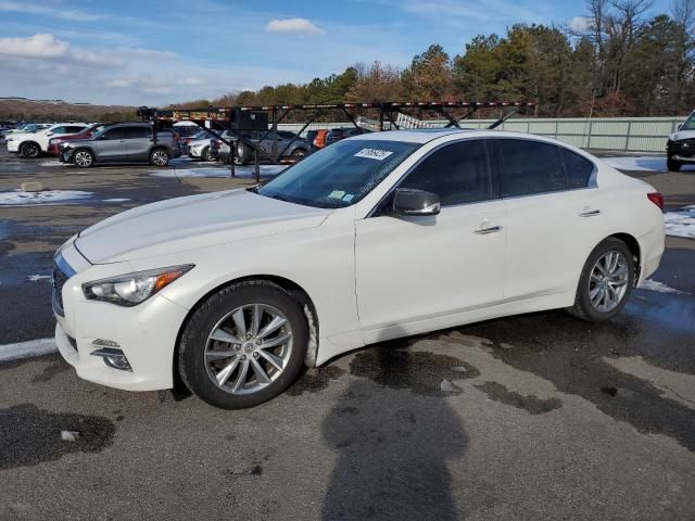 2015 Infiniti Q50 Base