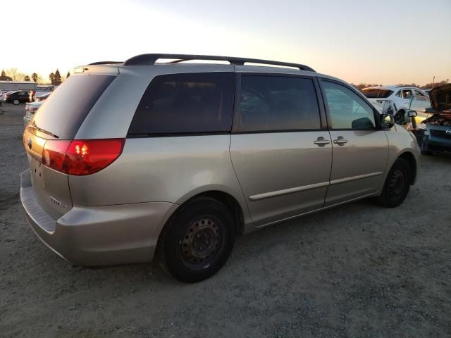 2007 Toyota Sienna CE