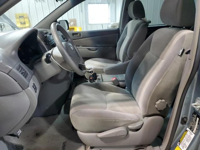 2006 Toyota Sienna CE