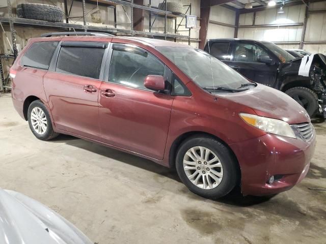 2011 Toyota Sienna XLE