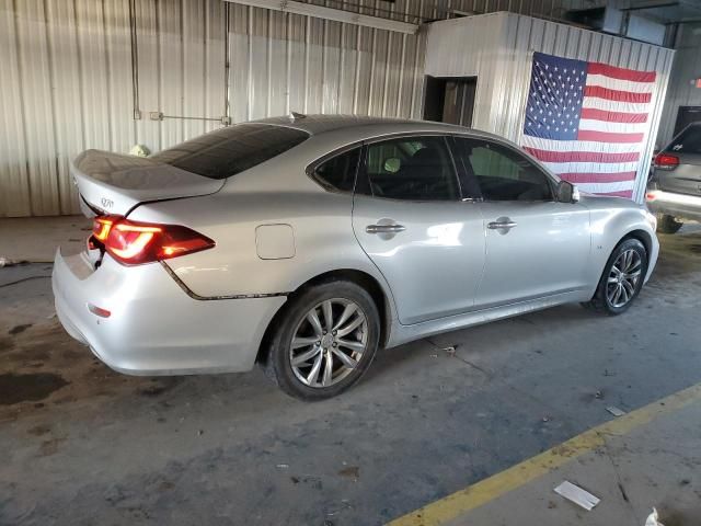 2016 Infiniti Q70 3.7