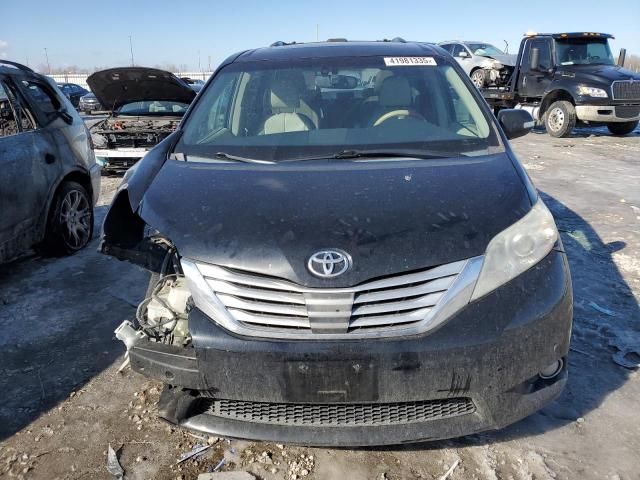 2014 Toyota Sienna XLE