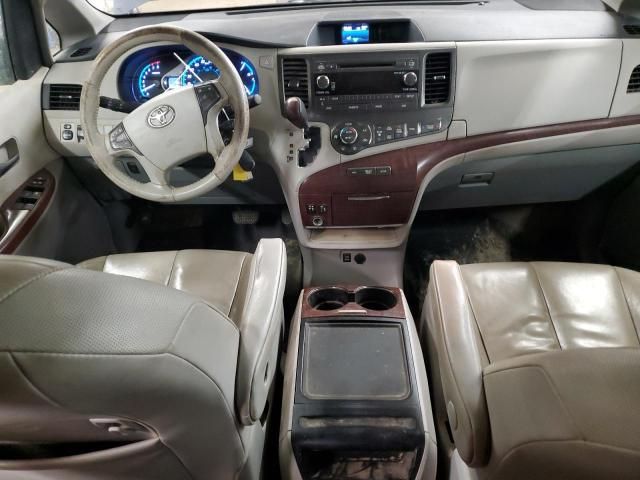 2014 Toyota Sienna XLE