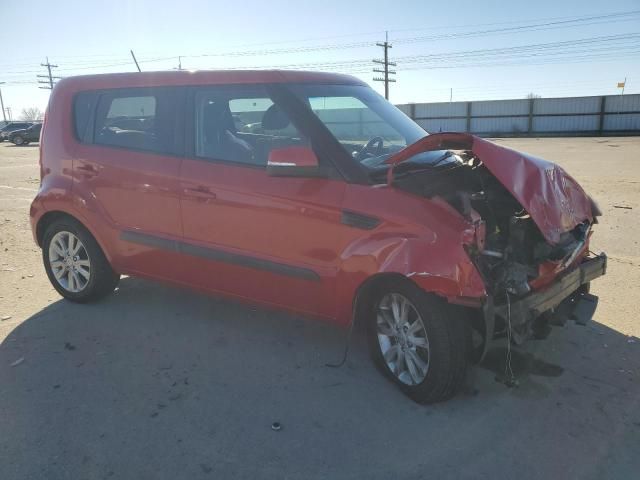 2013 KIA Soul +