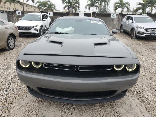 2018 Dodge Challenger SXT