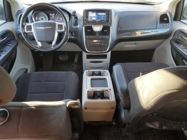 2011 Chrysler Town & Country Touring