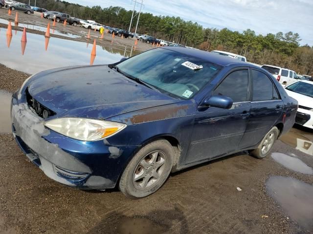 2005 Toyota Camry LE