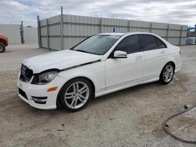 2014 Mercedes-Benz C 250