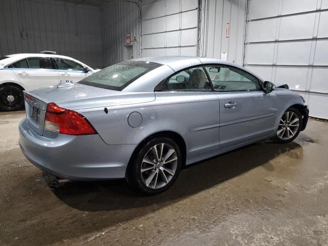 2011 Volvo C70 T5