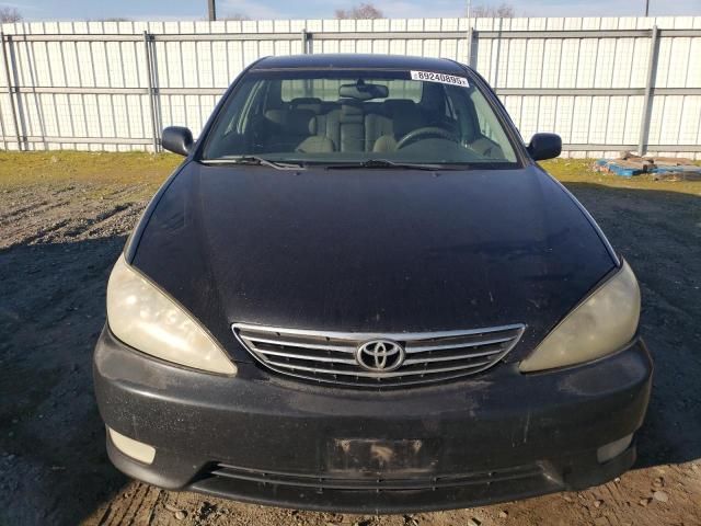 2005 Toyota Camry LE