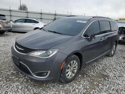 Salvage cars for sale at auction: 2017 Chrysler Pacifica Touring L