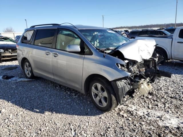 2011 Toyota Sienna LE