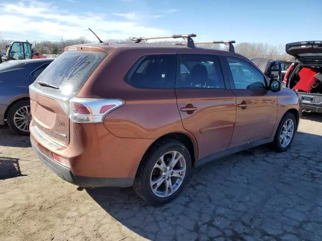 2014 Mitsubishi Outlander SE