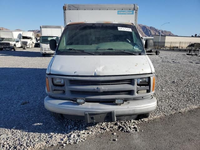 2001 Chevrolet Express Cutaway G3500