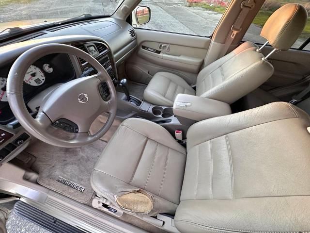 2002 Nissan Pathfinder LE