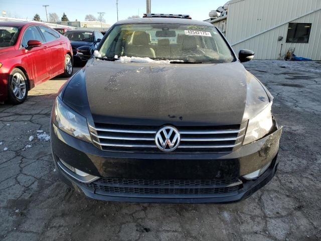 2015 Volkswagen Passat SE