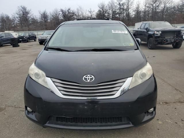 2011 Toyota Sienna XLE