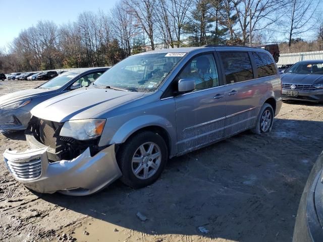 2013 Chrysler Town & Country Touring