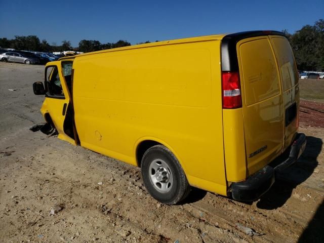 2022 Chevrolet Express G2500