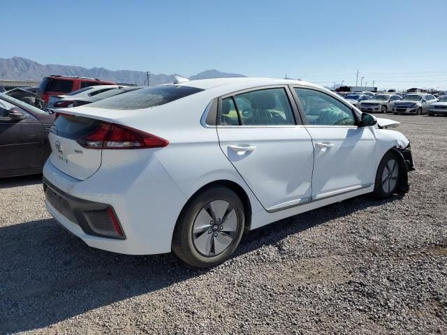 2021 Hyundai Ioniq SE