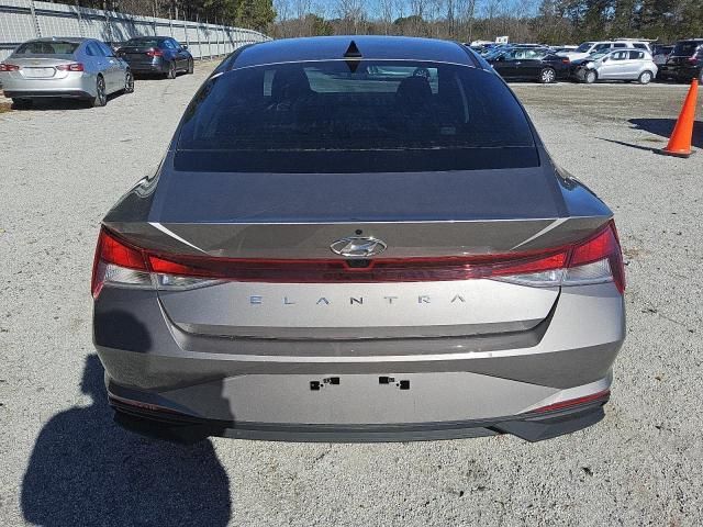 2023 Hyundai Elantra SEL