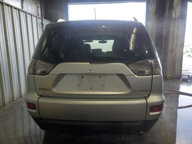 2011 Mitsubishi Outlander SE