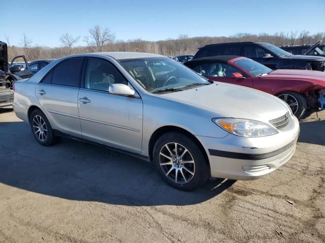 2004 Toyota Camry LE