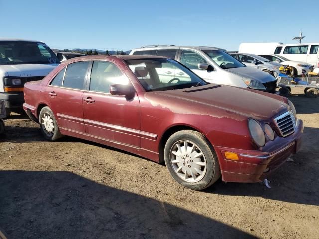 2000 Mercedes-Benz E 320