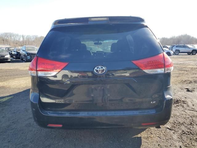 2011 Toyota Sienna LE