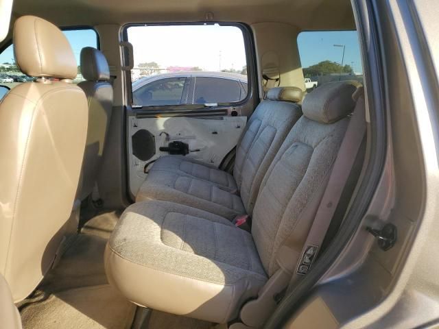 2002 Ford Explorer XLS