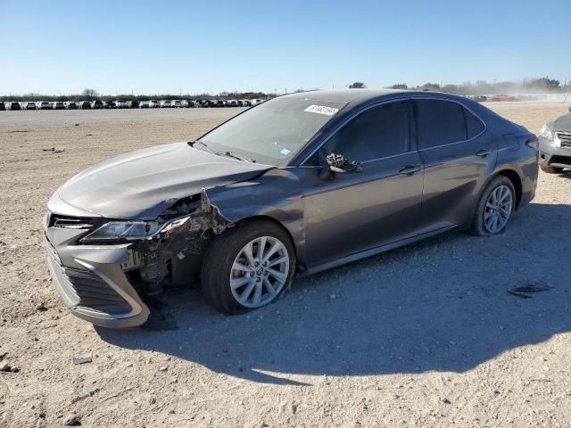 2022 Toyota Camry LE